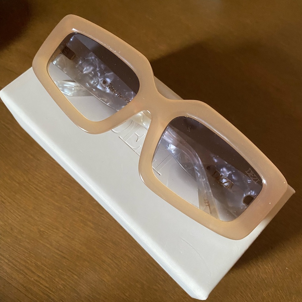 DEZI Sunglasses